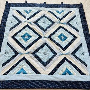 40”x40” Vintage Handmade Wall Hanging Quilt.